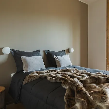 Levi Gialas Aurora Luxury Апартаменты